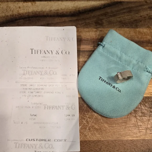 Tiffany & Co. Silver Mesh Ring - Picture 7 of 7